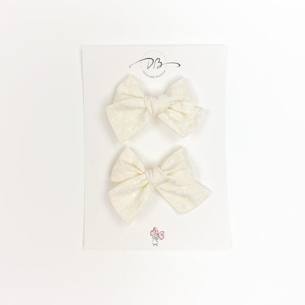 Twin Pinwheel // Ivory